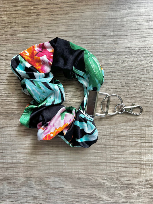 Pocket Scrunchie Wristlet Keychain - Tropical